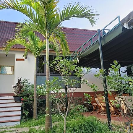 Tropical Valley Homestay - Villas Phong Nha Buitenkant foto