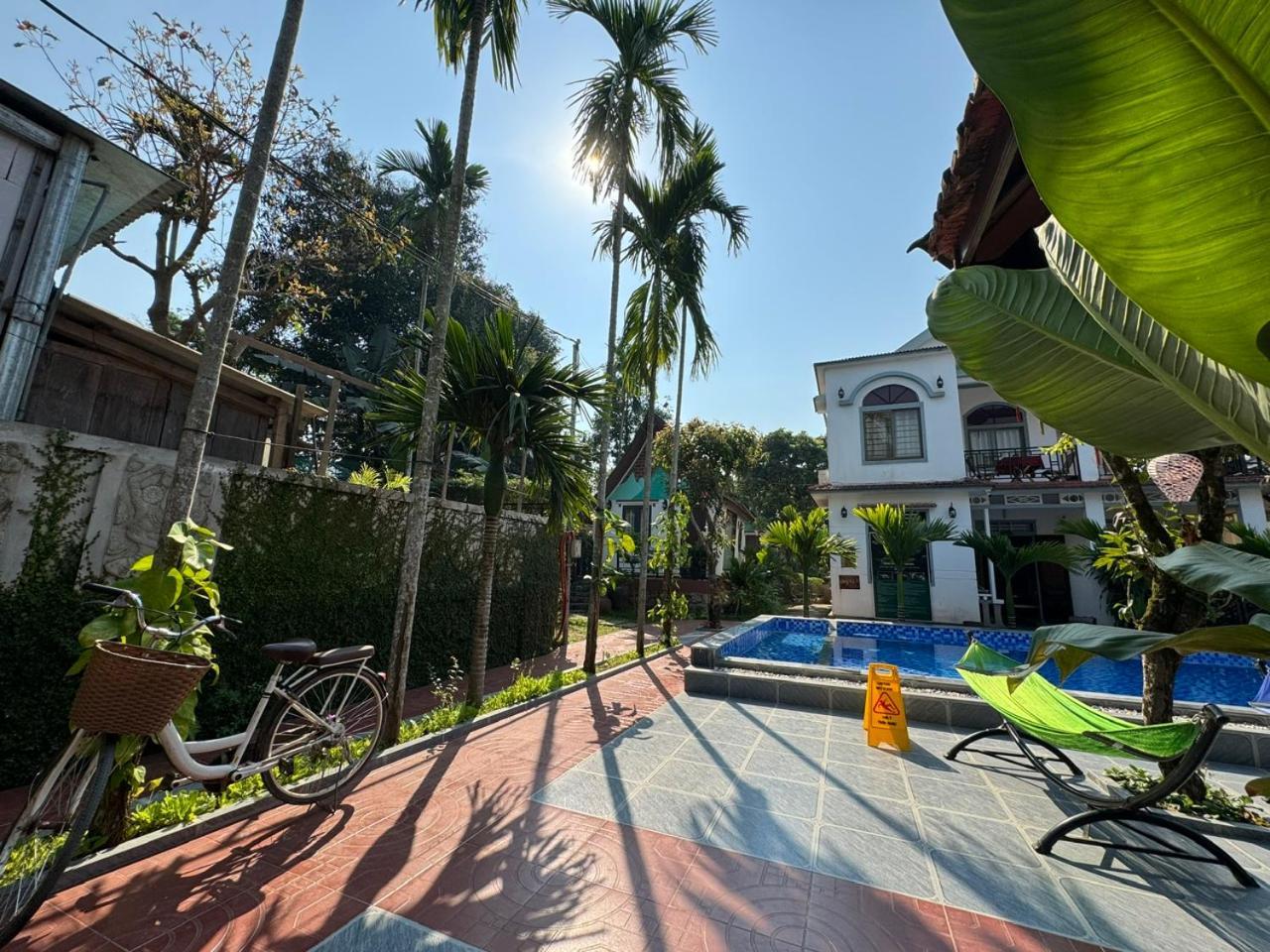 Tropical Valley Homestay - Villas Phong Nha Buitenkant foto