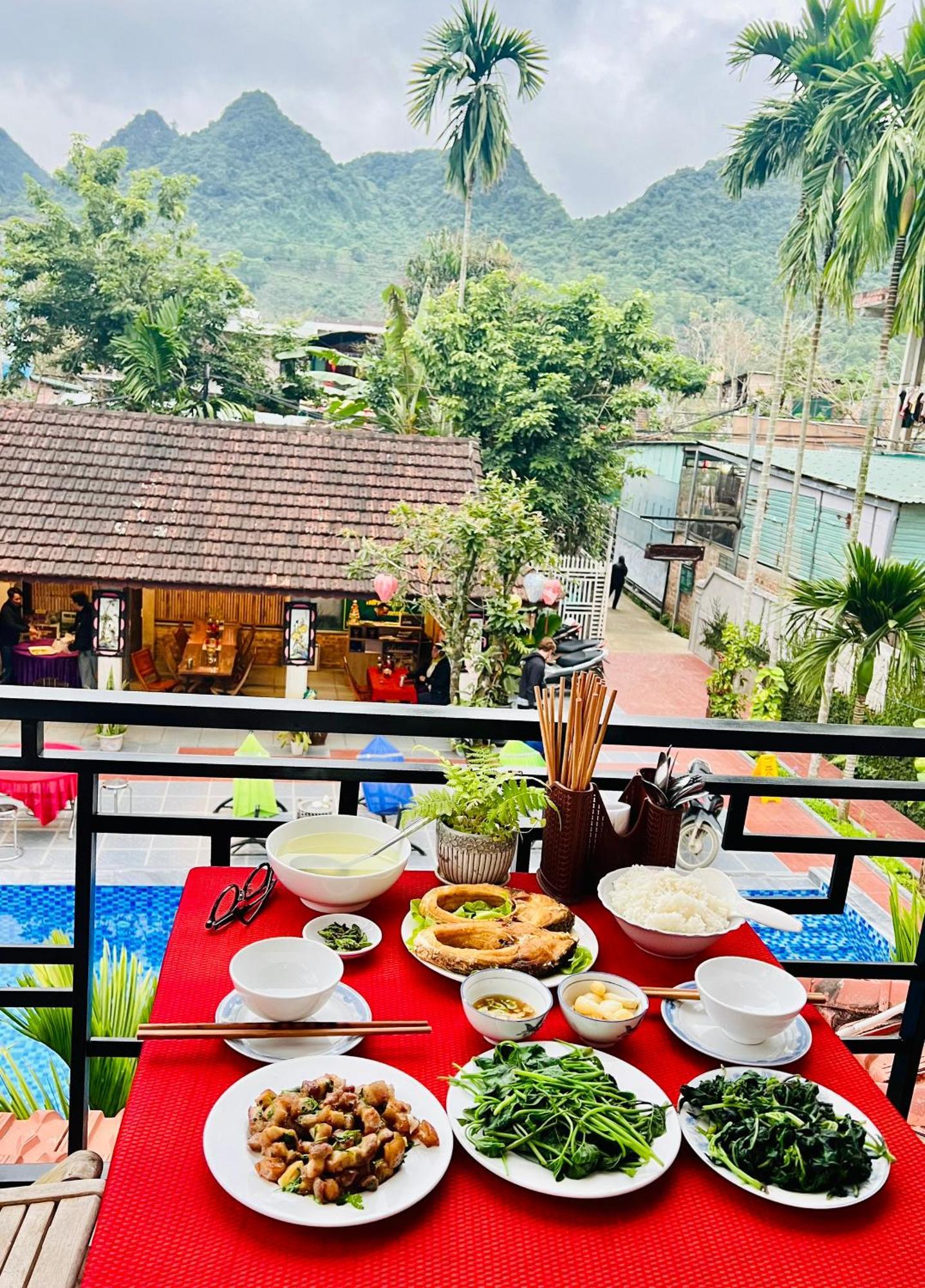Tropical Valley Homestay - Villas Phong Nha Buitenkant foto
