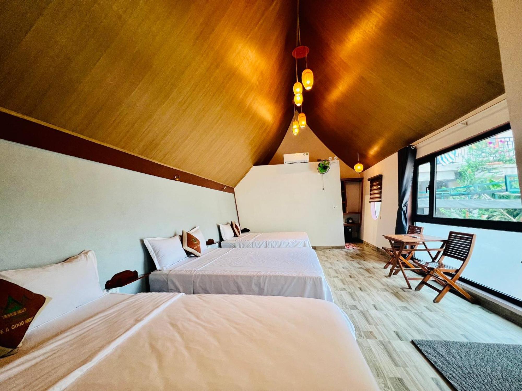 Tropical Valley Homestay - Villas Phong Nha Buitenkant foto