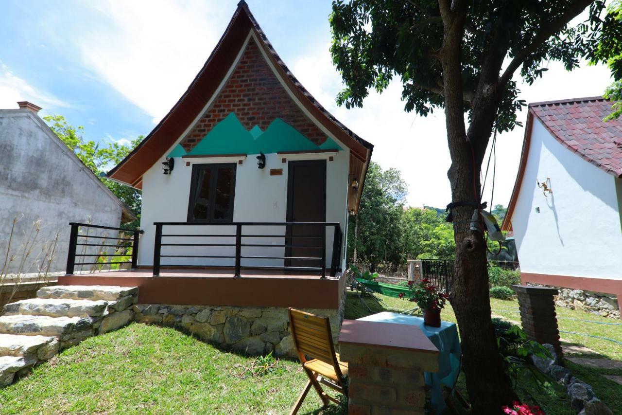 Tropical Valley Homestay - Villas Phong Nha Buitenkant foto
